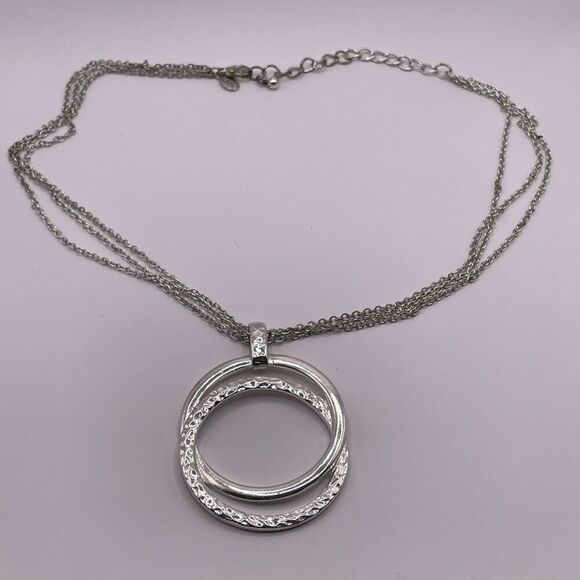 Vintage KR Silvertone Double Chain Circle Pendant  19” Chain Length - Picture 5 of 9